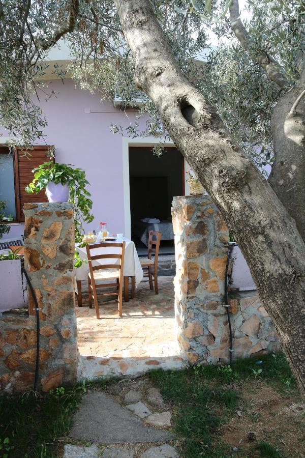 B&B Campu Moru Bari Sardo Exteriör bild